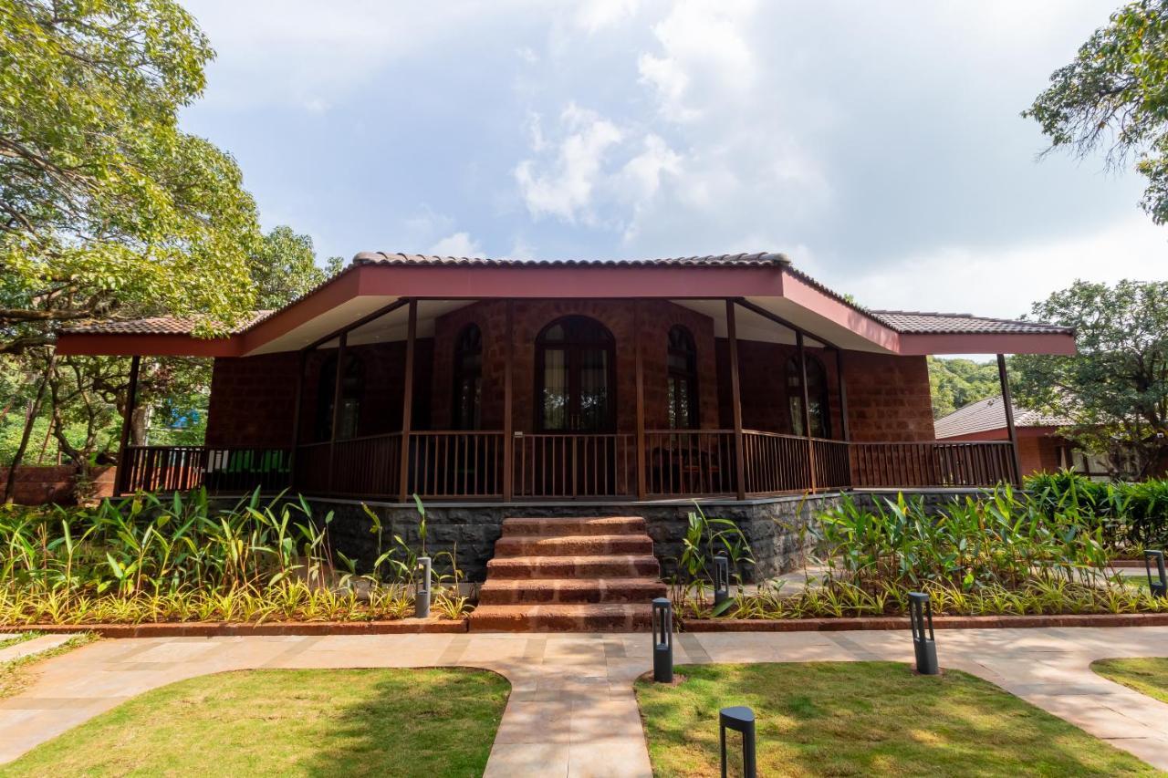 R R Heritage Resort Pure Vegetarian Махабалешвар Экстерьер фото